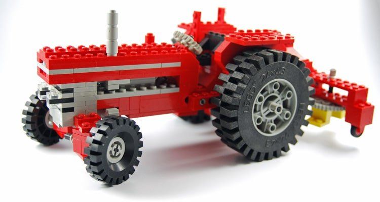 LEGO  Traktor