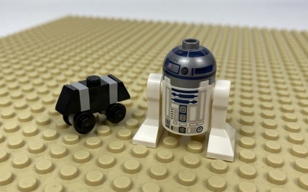 MSE-6 und R2-D2 (Foto: PROMOBRICKS)
